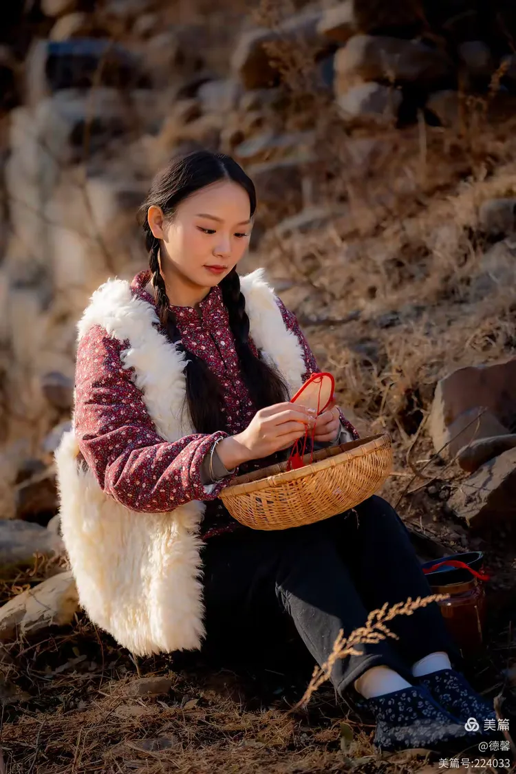 淳朴,漂亮的村姑